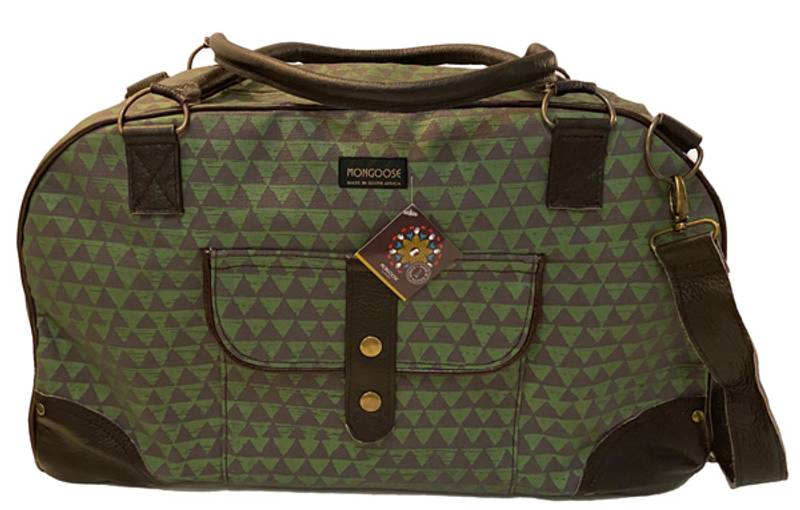 Travel Bag - Grnn helgebag med skulderreim i skinn 